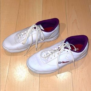 White Dexter bowling shoes, size 7.5
